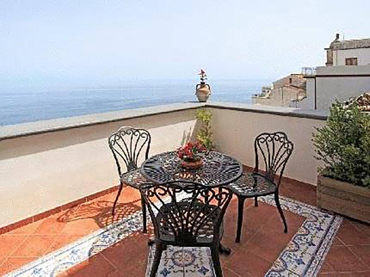 L'antico Borgo Dei Limoni Bed & Breakfast